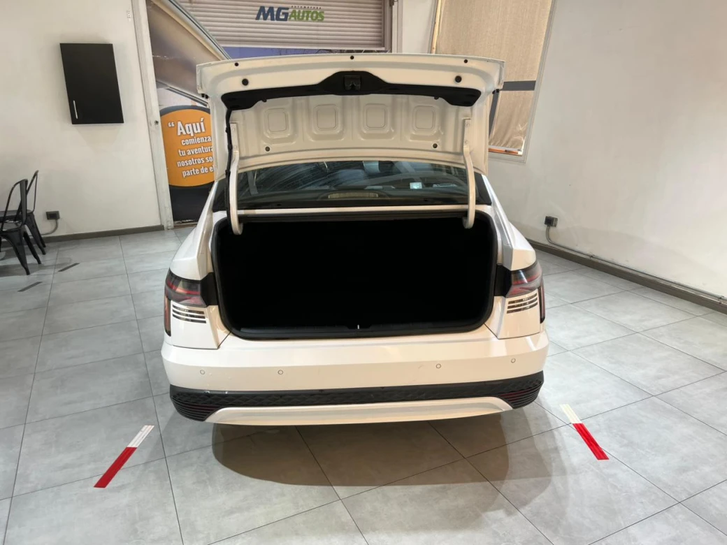 imagen 0 de vehiculo con id 2168